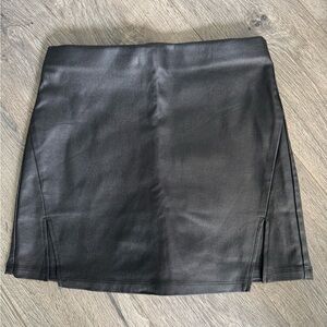 Windsor Sleek Black Mini Skirt